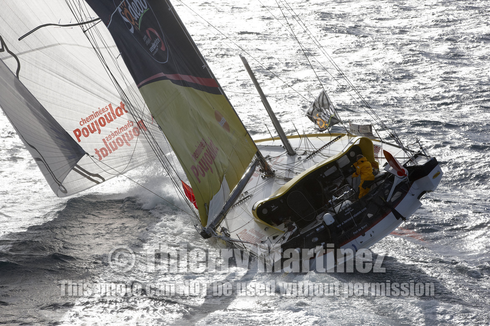 12_20337 CHEMINEES POUJOULAT ( IMOCA 60') , Skipper Bernard Stamm (SUI)