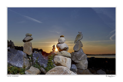 Photo disponible en tirage photo Fine Art,tirage original limités à 30 exemplaires.Chaque tirage est numéroté avec certificat d’authenticité signé.Pour choisir le format et support merci d'utiliser le caddie à coté de la photo.Formats disponibles : Tirage sur papier ( tirage seul) :  30x45 cm   40x60 cm  60x90 cm. Vous pouvez choisir le tirage avec un fond blanc ou noir , à votre convenance. Tirage sur papier contrecollé sur Dibond ( pas de bord blanc ou noir autour de l'image), avec système d'attache au dos:  30x45 cm   40x60 cm  50x75 cm  80x120cm.Tirage sur toile ( Canvas) monté sur chassis bois (pas de bord blanc ou noir autour de l'image), avec système d'attache au dos :  50x75 cm  80x120cm.Expédition ( Dans le monde entier): Colissimo (assurance) avec signature à réception. 48h pour la France métropolitaine.Il est possible de récupérer les tirages à La Galerie du Golfe (sans frais d'expèdition).Conditionnement tirages seuls: tube cylindrique renforcé + boite.