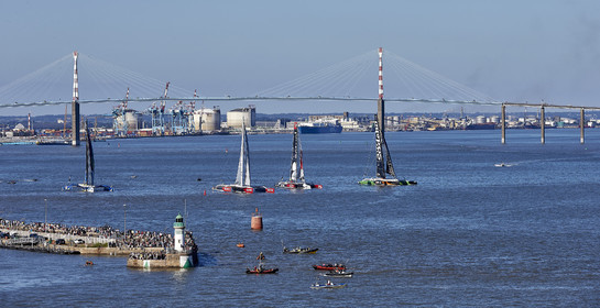 THM_17_044715_THE_BRIDGE-Start