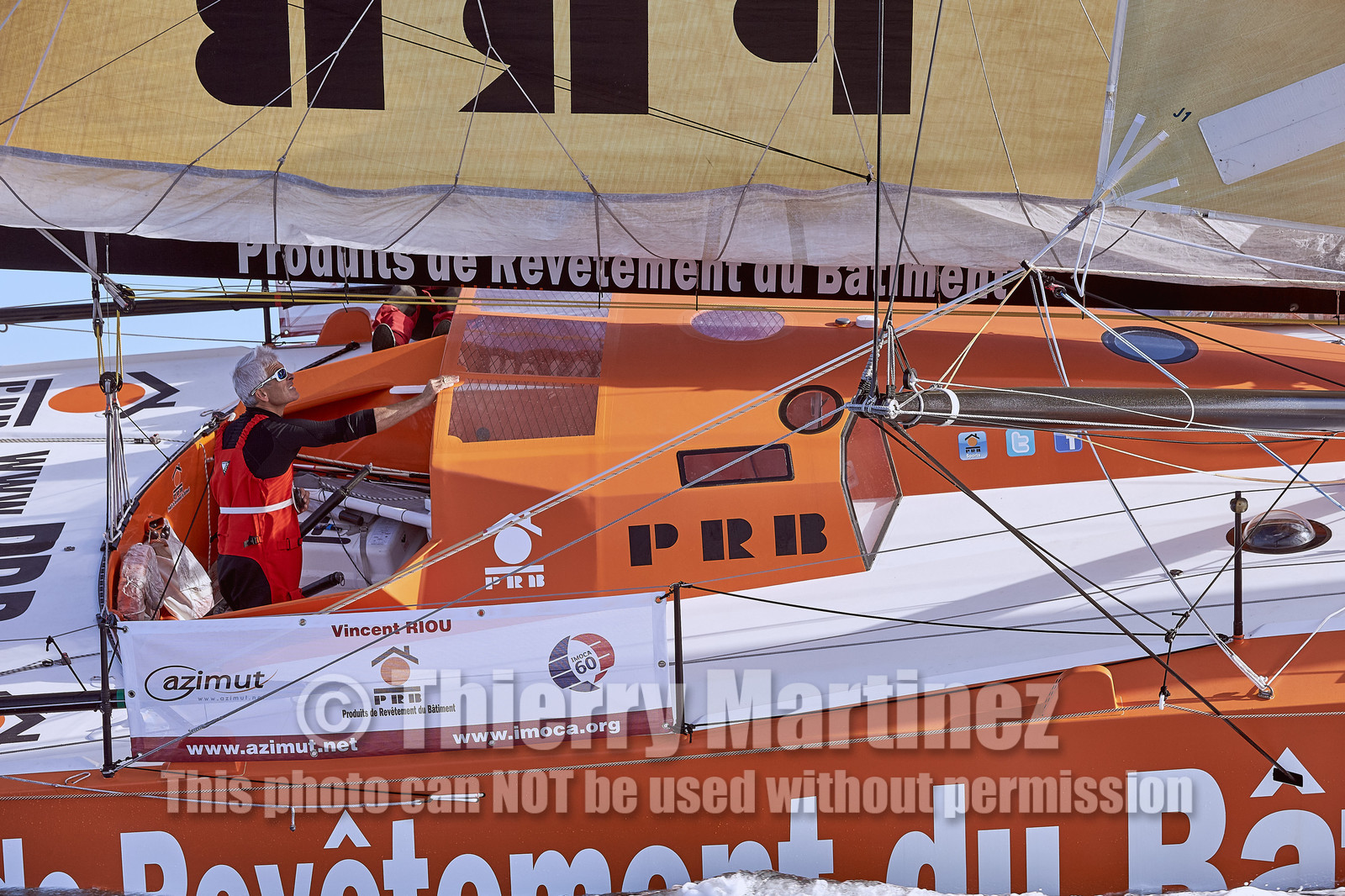 THM-15_62533_AZIMUT2016