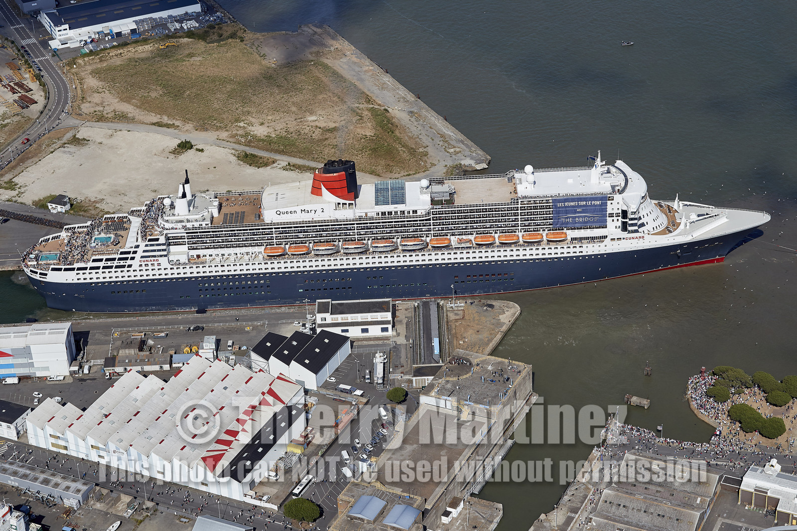 THM_17_043364_THE_BRIDGE