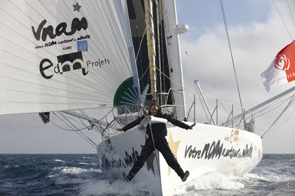 VOTRE NOM AUTOUR DU MONDE , skipper Bertrand de Broc (FRA)
