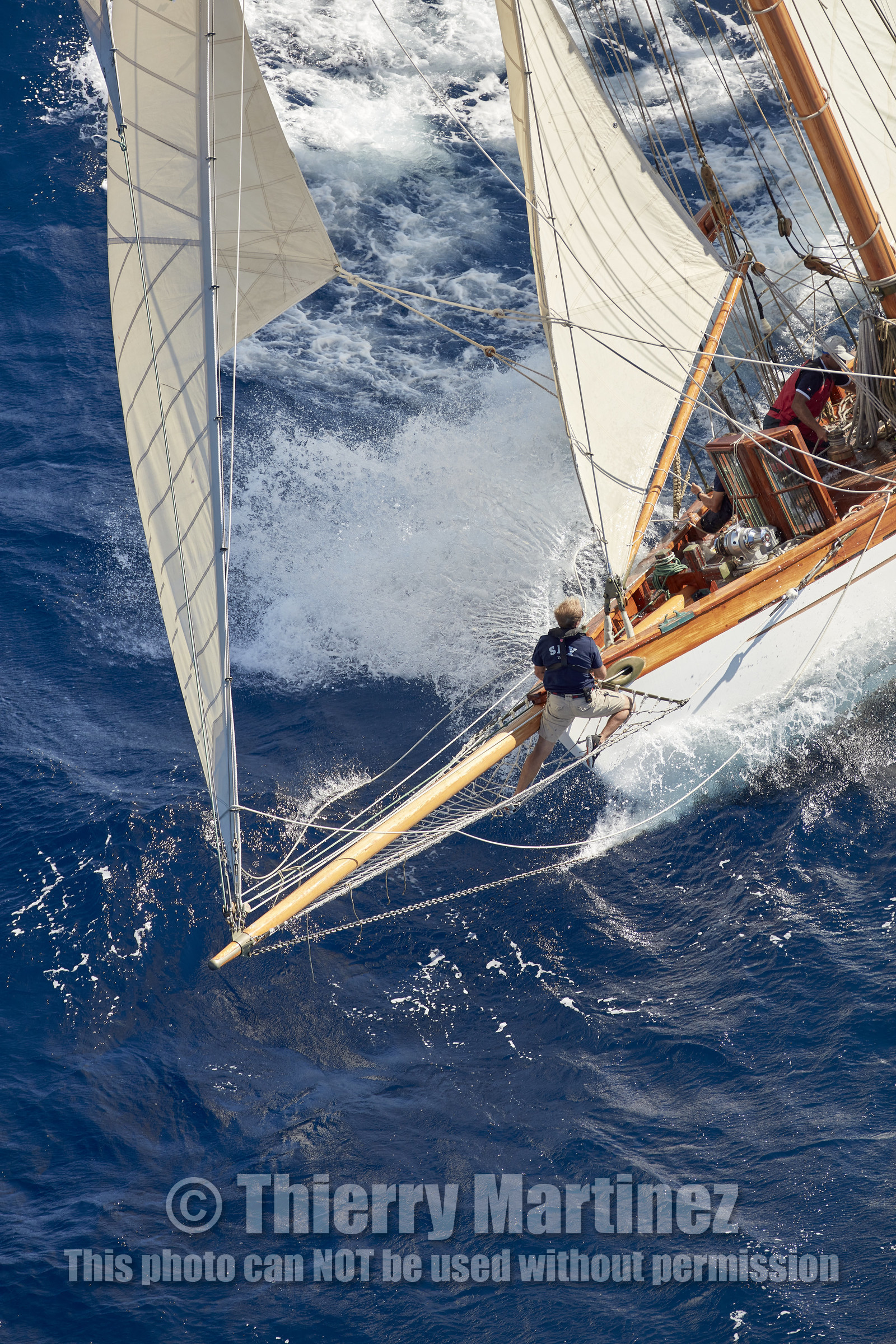 THM-21_22997_VOILES ST TROPEZ DAY 2 HELI