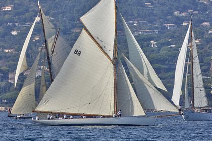 THM-21_22332_VOILES ST TROPEZ DAY 1