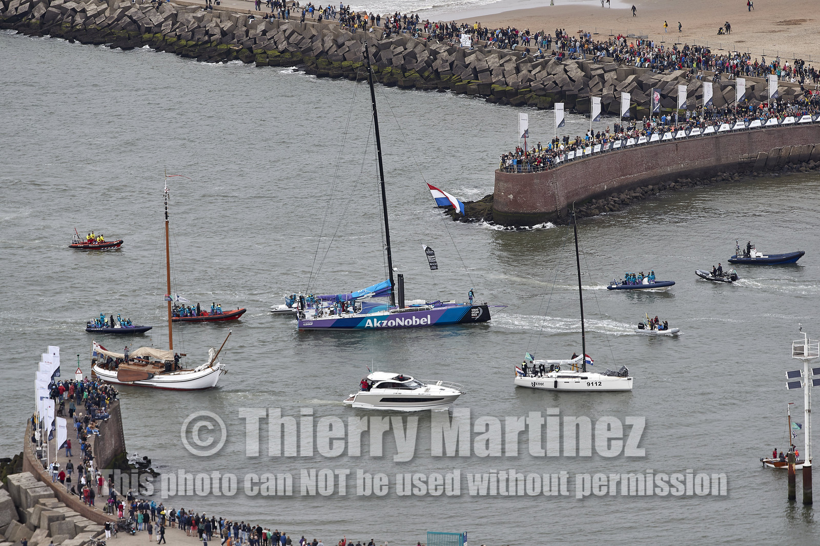 team AkzoNobel  in Volvo Ocean Race 2017-18.