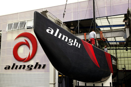 03_1068D © Th.Martinez Auckland   New Zealand. 24th February 2003  America's Cup 2003. Day 4, Race cancelled lack of wind. Alinghi (SUI64) vs Team New Zealand (NZL82)For fourth times in row race day 4 of the America's Cup 2003 have been cancelled. The two race boat have been left in sheds. SUI 64.