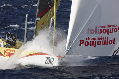 12_20624 CHEMINEES POUJOULAT ( IMOCA 60') , Skipper Bernard Stamm (SUI)
