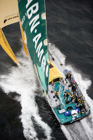 VOLVO OCEAN RACE START - VIGO-SPAIN- 12NOV 2005