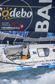 THM-17_002076_VendeeGlobeFinish