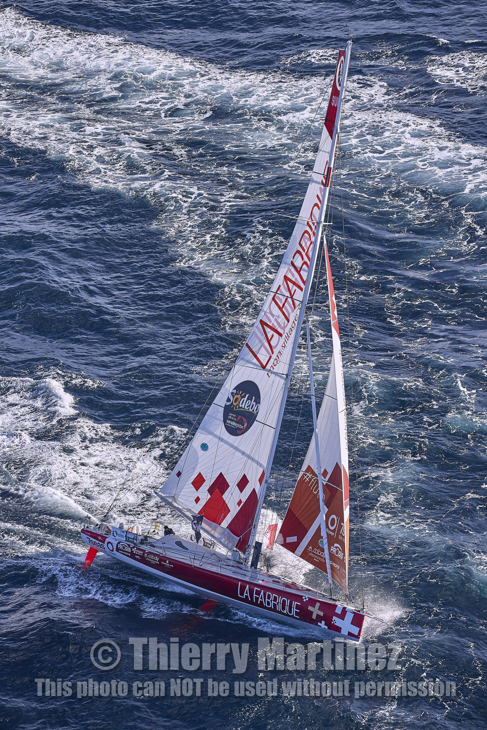 THM-16_82441_VendeeGlobeStart
