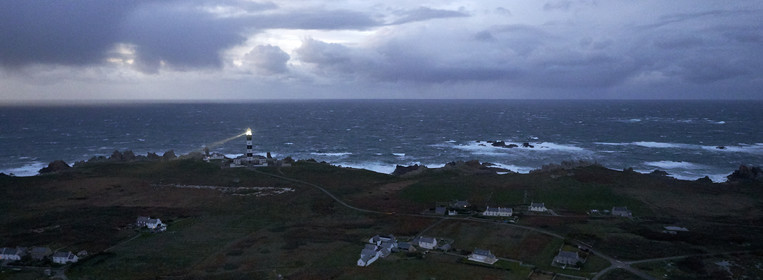 MAXI  SPINDRIFT 2 Jules Verne trophy attempt.