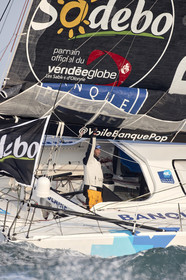 THM-17_002009_VendeeGlobeFinish