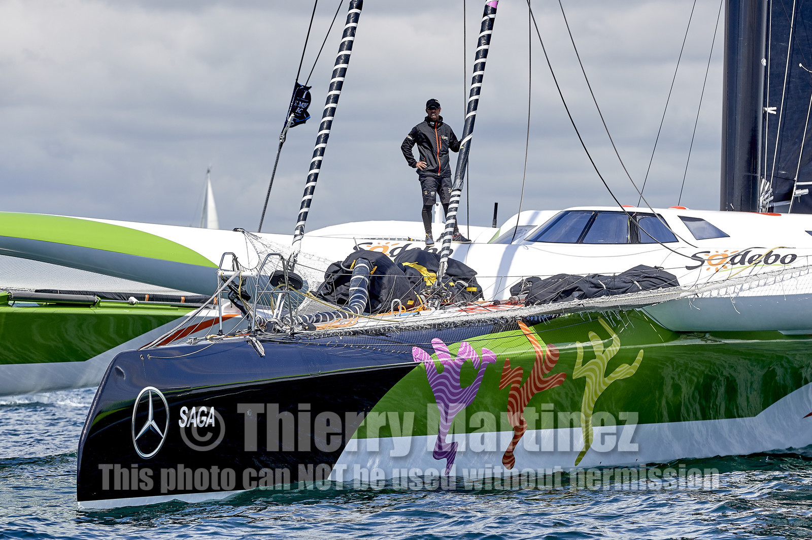 THM-19_16297_ARMEN RACE