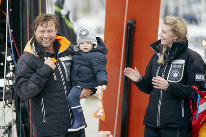 13_01659  2012 13 VENDEE GLOBE. Arrival in Les sables d'Olonne (