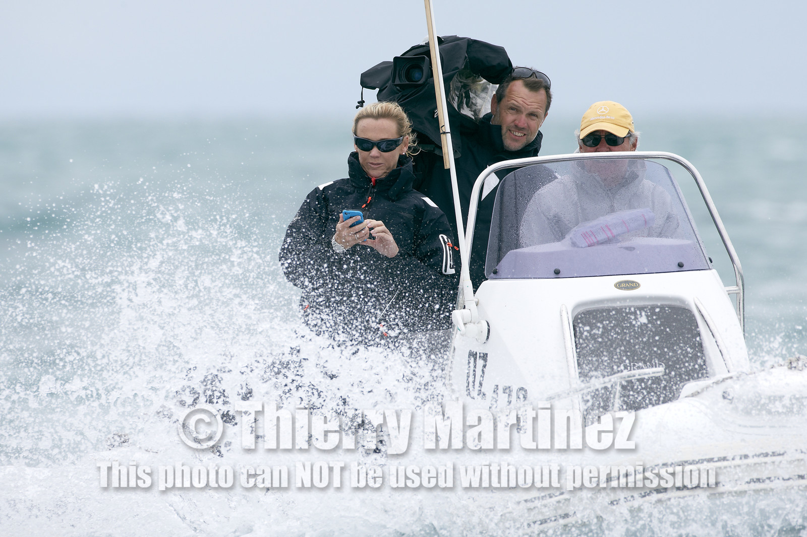 2015 McDougall + McConaghy Moth Worlds. Sorrento - VIC AUSTRALIA  . 6 16 January 2015. Organize by Sorrento Sailing Couta Boat Club.