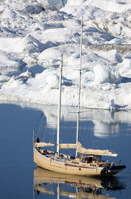 Schooner LA LOUISE sailing on west coast of Greenland.