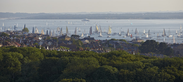 2014 JP Morgan Asset Management Round the Island Race .