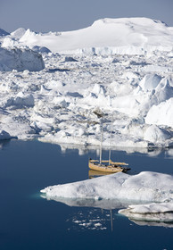 Schooner LA LOUISE sailing on west coast of Greenland.