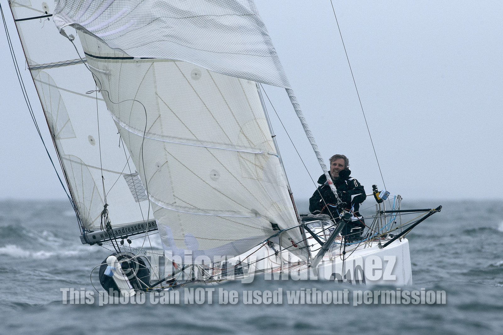 THM-15_41203-MINIenMai