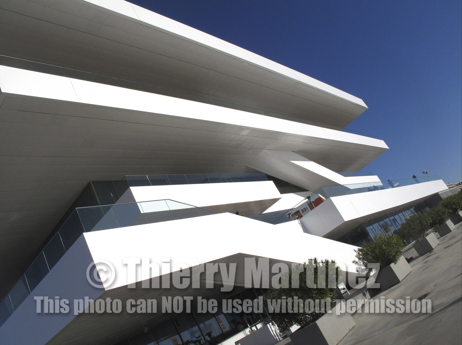 33rd  AMERICA'S CUP Valencia Spain, February 2010 - Defender:  ALINGHI (ALINGHI 5) vs Challenger : BMW Oracle Racing (USA 17)