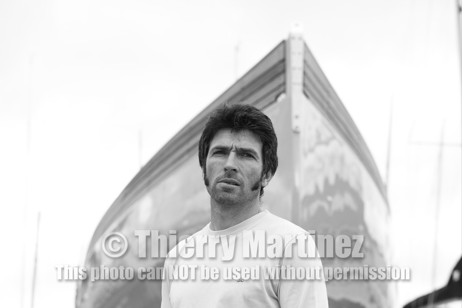 Thierry Dubois (FRA) et son bateau LA LOUISE