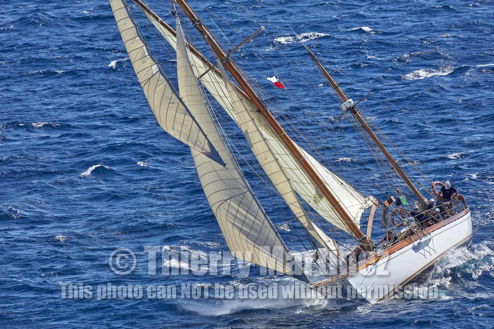 THM-21_22973_VOILES ST TROPEZ DAY 2 HELI