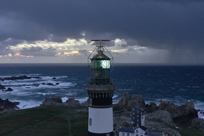 MAXI  SPINDRIFT 2 Jules Verne trophy attempt.