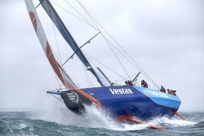 LENDY COWES WEEK - Round the island.