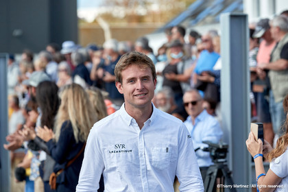 Baptême du trimaran ULTIM de François Gabart « SVR-LAZARIGUE » par Mélanie Laurent à Concarneau.