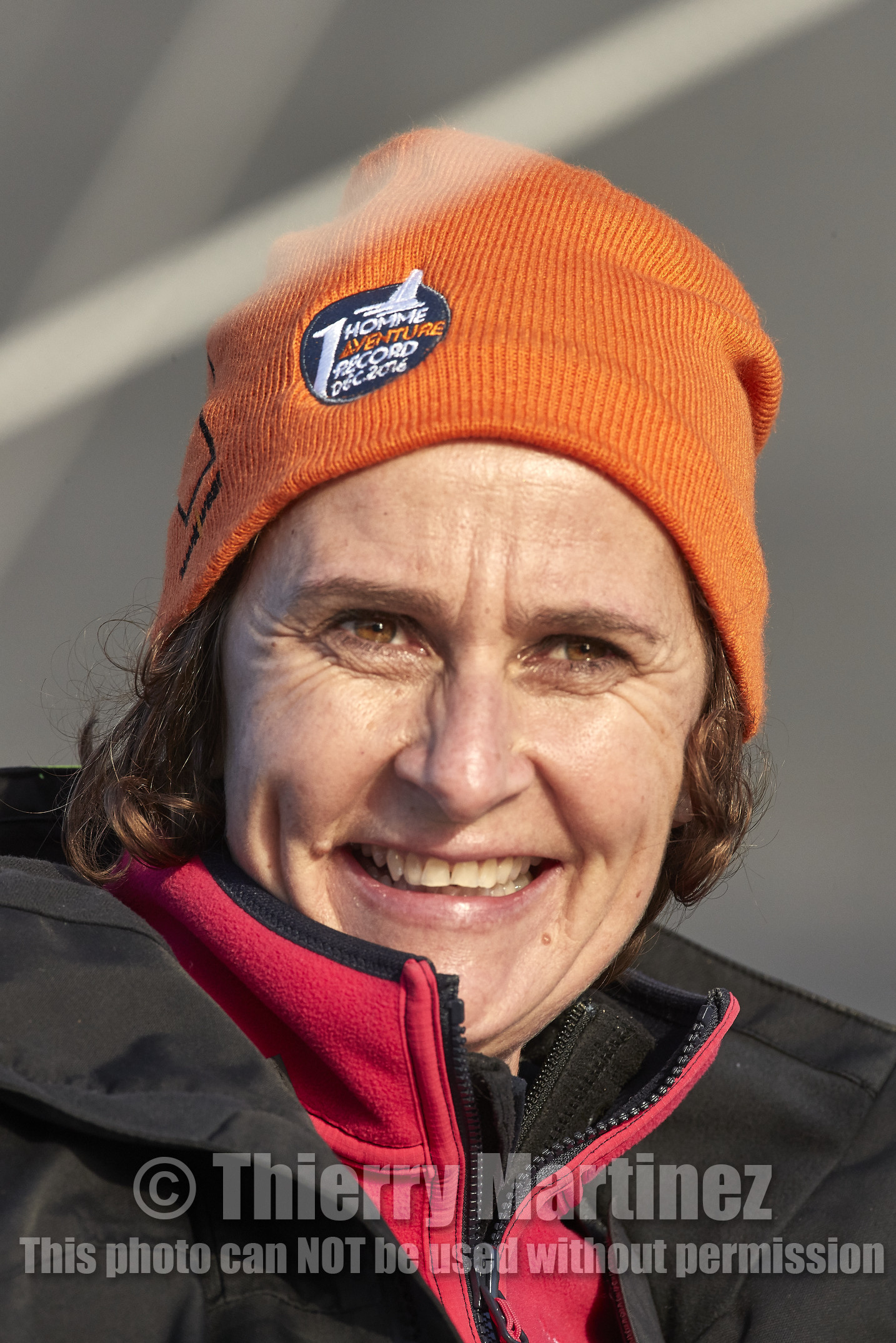 Single-handed sailing round the world record .