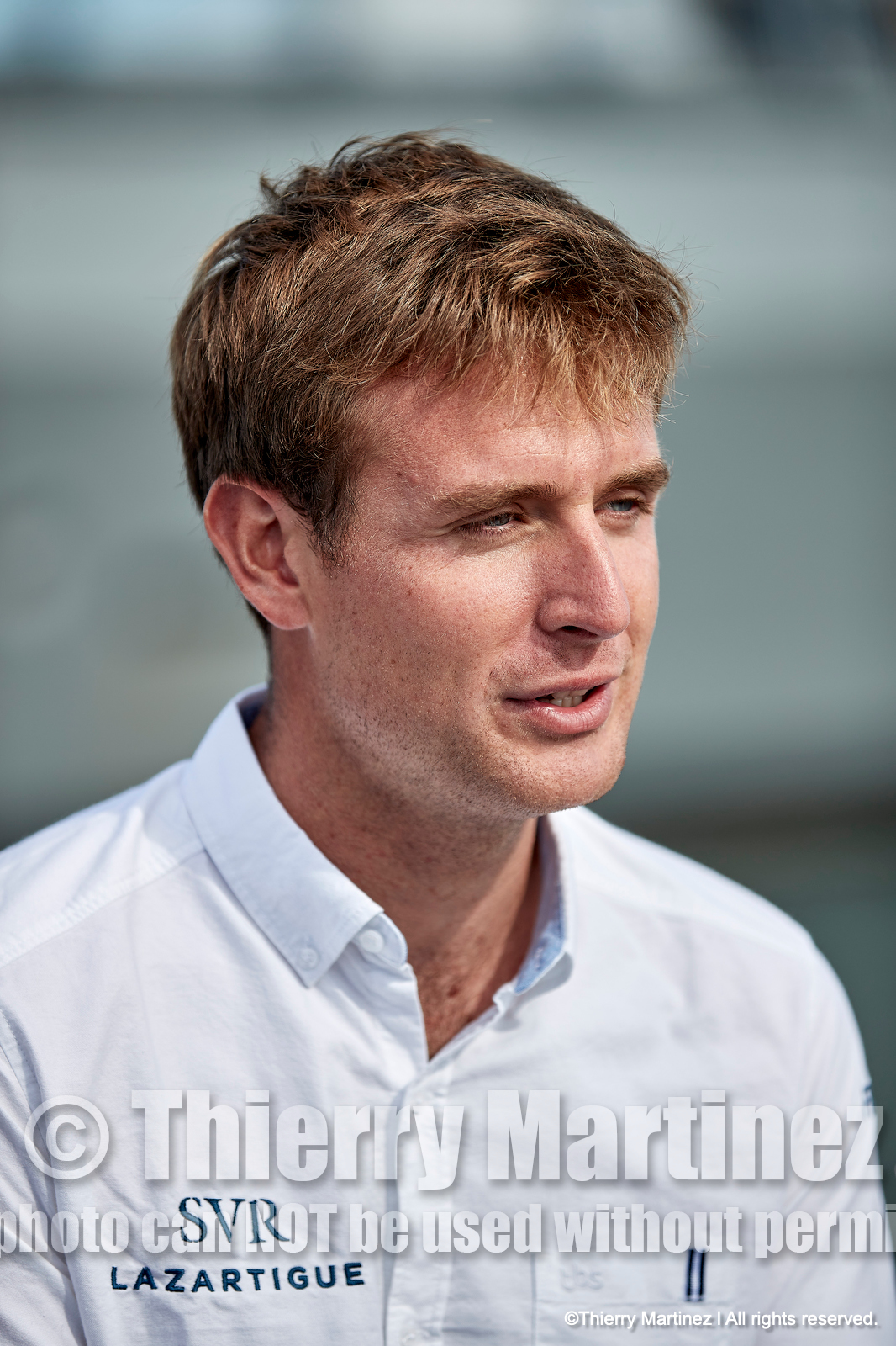 Baptême du trimaran ULTIM de François Gabart « SVR-LAZARIGUE » par Mélanie Laurent à Concarneau.