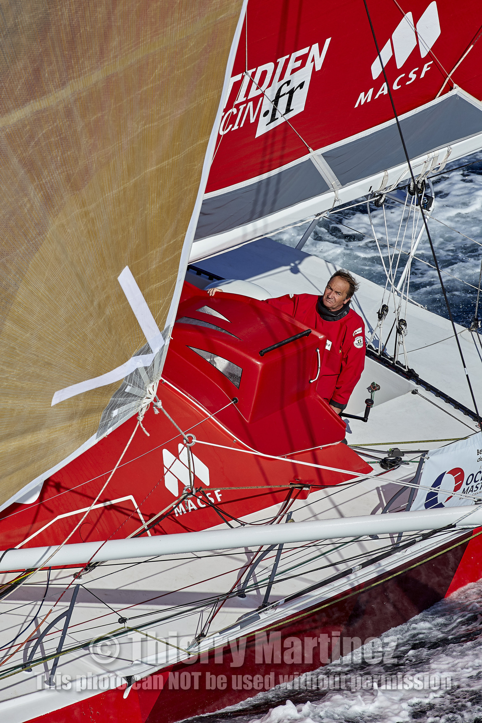 THM-16_81857_VendeeGlobeStart