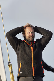 Single-handed sailing round the world record .