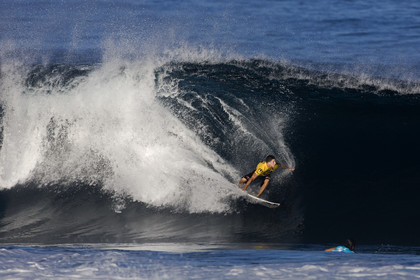 2011 VOLCOM PIPE PRO  ( Surf contest) at Banzai Pipeline Beach, North Shore - Oahu - Hawaii.