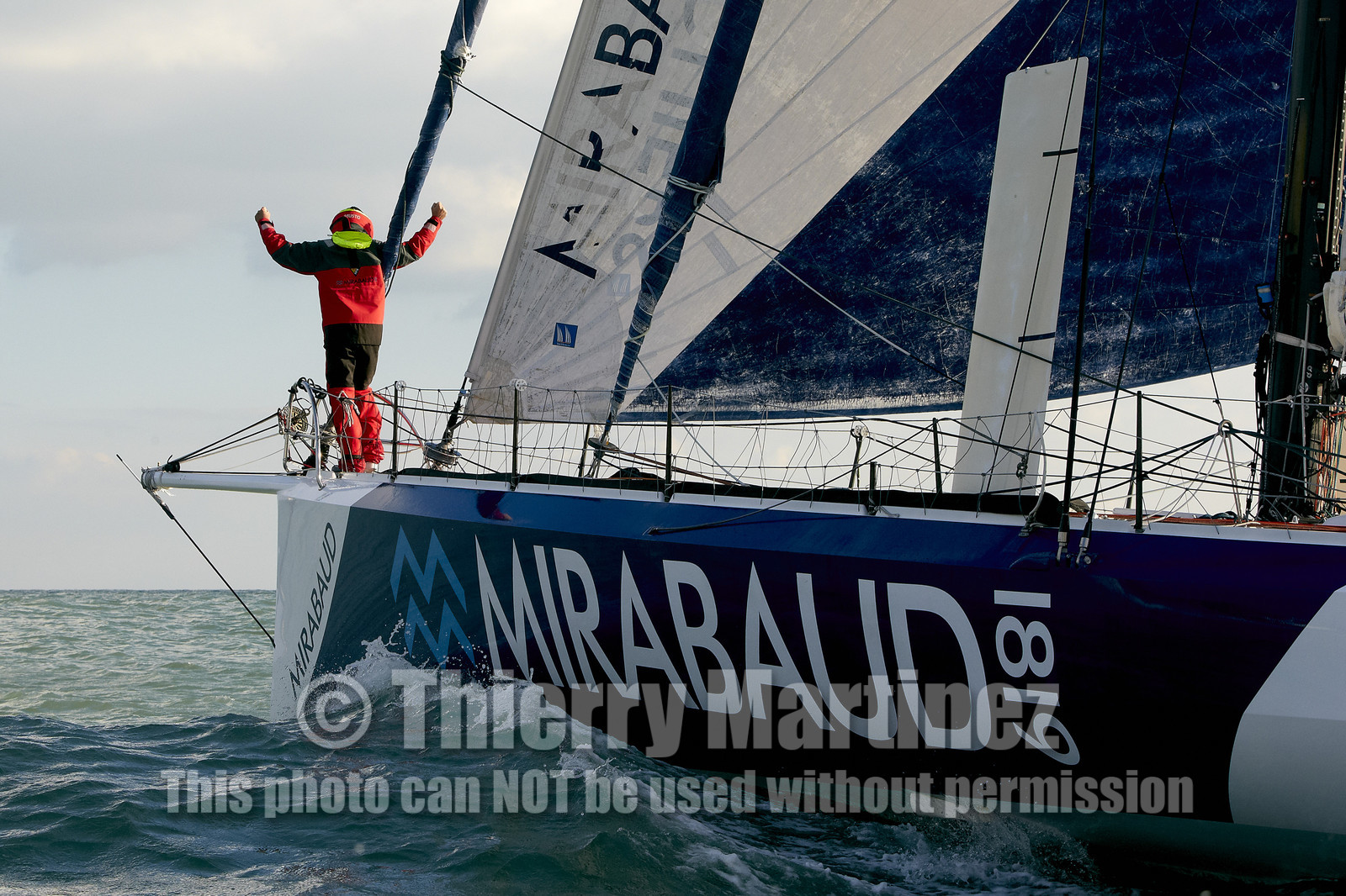 13_02494  2012 13 VENDEE GLOBE. Arrival in Les sables d'Olonne (