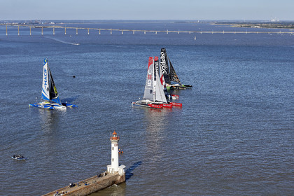 THM_17_044687_THE_BRIDGE-Start