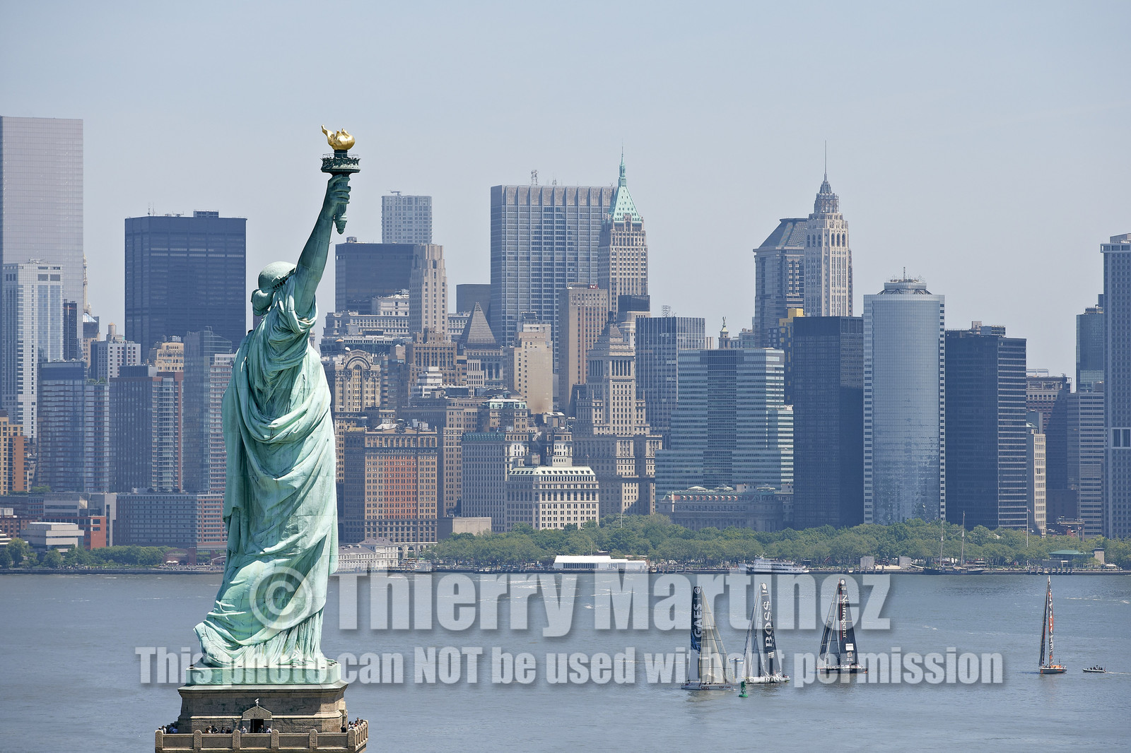 HUGO BOSS WATCHES MANHATTAN CHARITY RACE