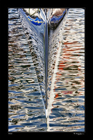 Photo disponible en tirage photo Fine Art,tirage original limités à 30 exemplaires.Chaque tirage est numéroté avec certificat d’authenticité signé.Pour choisir le format et support merci d'utiliser le caddie à coté de la photo.Formats disponibles : Tirage sur papier ( tirage seul) :  30x45 cm   40x60 cm  60x90 cm. Vous pouvez choisir le tirage avec un fond blanc ou noir , à votre convenance. Tirage sur papier contrecollé sur Dibond ( pas de bord blanc ou noir autour de l'image), avec système d'attache au dos:  30x45 cm   40x60 cm  50x75 cm  80x120cm.Tirage sur toile ( Canvas) monté sur chassis bois (pas de bord blanc ou noir autour de l'image), avec système d'attache au dos :  50x75 cm  80x120cm.Expédition ( Dans le monde entier): Colissimo (assurance) avec signature à réception. 48h pour la France métropolitaine.Il est possible de récupérer les tirages à La Galerie du Golfe (sans frais d'expèdition).Conditionnement tirages seuls: tube cylindrique renforcé + boite.