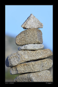 Photo disponible en tirage photo Fine Art,tirage original limités à 30 exemplaires.Chaque tirage est numéroté avec certificat d’authenticité signé.Pour choisir le format et support merci d'utiliser le caddie à coté de la photo.Formats disponibles : Tirage sur papier ( tirage seul) :  30x45 cm   40x60 cm  60x90 cm. Vous pouvez choisir le tirage avec un fond blanc ou noir , à votre convenance. Tirage sur papier contrecollé sur Dibond ( pas de bord blanc ou noir autour de l'image), avec système d'attache au dos:  30x45 cm   40x60 cm  50x75 cm  80x120cm.Tirage sur toile ( Canvas) monté sur chassis bois (pas de bord blanc ou noir autour de l'image), avec système d'attache au dos :  50x75 cm  80x120cm.Expédition ( Dans le monde entier): Colissimo (assurance) avec signature à réception. 48h pour la France métropolitaine.Il est possible de récupérer les tirages à La Galerie du Golfe (sans frais d'expèdition).Conditionnement tirages seuls: tube cylindrique renforcé + boite.