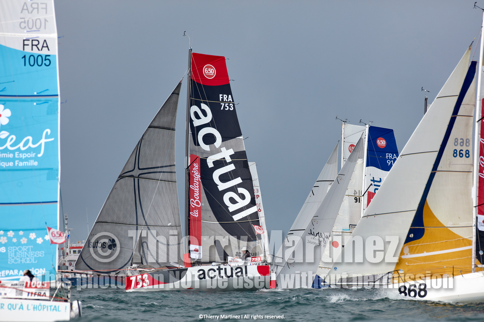 23_22422   © Thierry Martinez. LES SABLES D'OLONNE, 85 - FRANCE 25 septembre 2023.Départ MINI TRANSAT 2023. Départ du Dimanche 24 septembre retardé au Lundi 25 Sept .Les Sables d’Olonne (FRA)    Santa Cruz de la Palma ( Canaries)    St François ( Guadeloupe): 4050 NM.