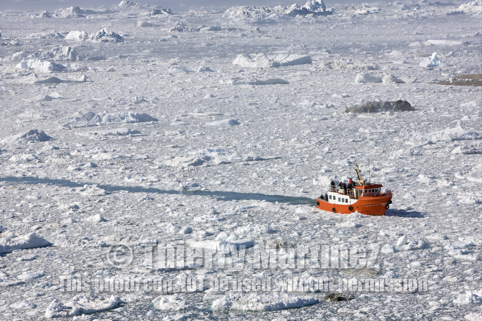 Schooner LA LOUISE sailing on west coast of Greenland.