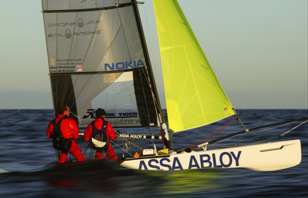 03_3222D © Th.Martinez,STOCKHOLM - SWEDEN10 07 03-Archipelago Raid (2003) Leg4..Way back from Finland to Sweden. Neal & Lisa McDonald ASSA ABLOY full speed.