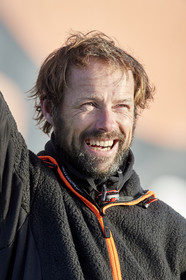 Single-handed sailing round the world record .