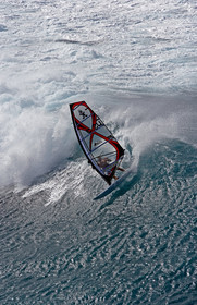 Ho'okipa beach HAWAII - USA . Jan 2007.