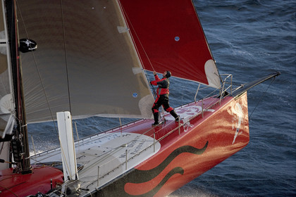 VOLVO OCEAN RACE START - VIGO-SPAIN- 12NOV 2005