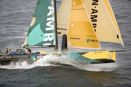 VOLVO OCEAN RACE START - VIGO-SPAIN- 12NOV 2005