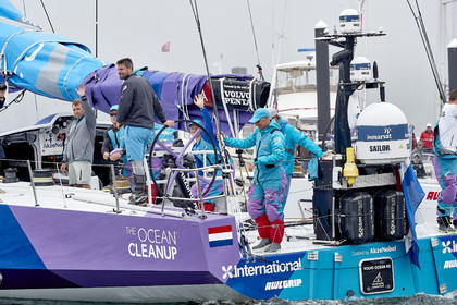 team AkzoNobel  in Volvo Ocean Race 2017-18.
