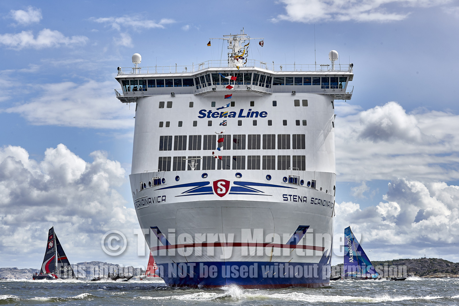 team AkzoNobel  in Volvo Ocean Race 2017-18.