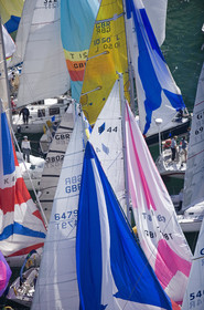 ROUND THE ISLAND RACE, ISLE OF WIGHT-UK . 3  June 2006.