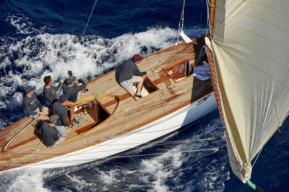 THM-21_22949_VOILES ST TROPEZ DAY 2 HELI